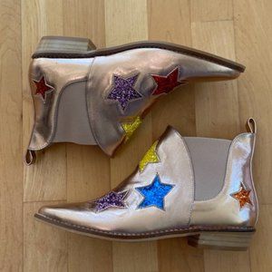 Stella McCartney Kids Star Print Metallic Finish boots in rose gold: Size 37